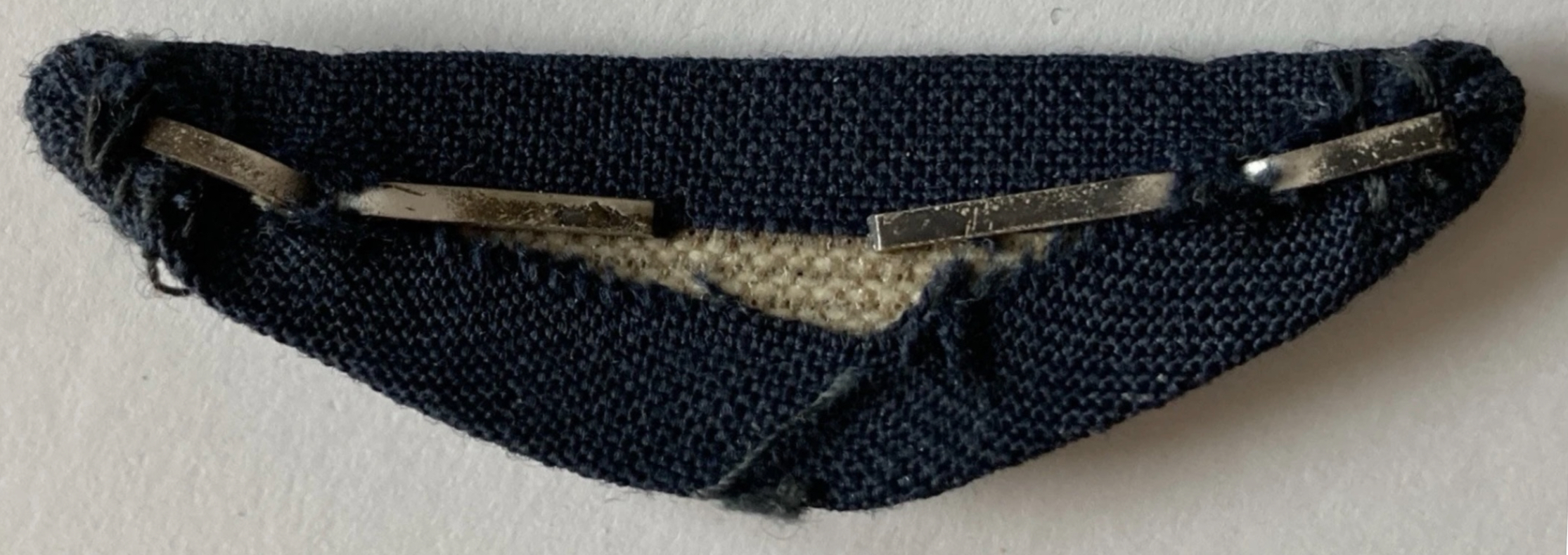 Image of Unknown - Swissair Pilot or Flight Attendant? wing