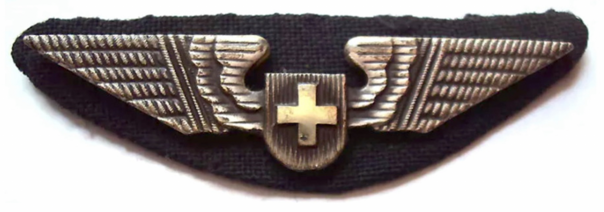 Image of Unknown - Swissair Pilot or Flight Attendant? wing