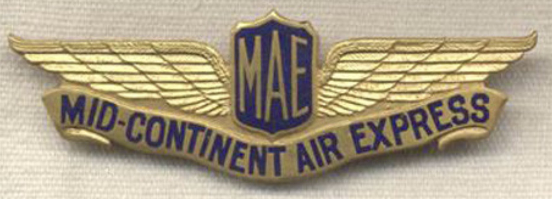 Mid-Continent Air Express (MAE) Pilot