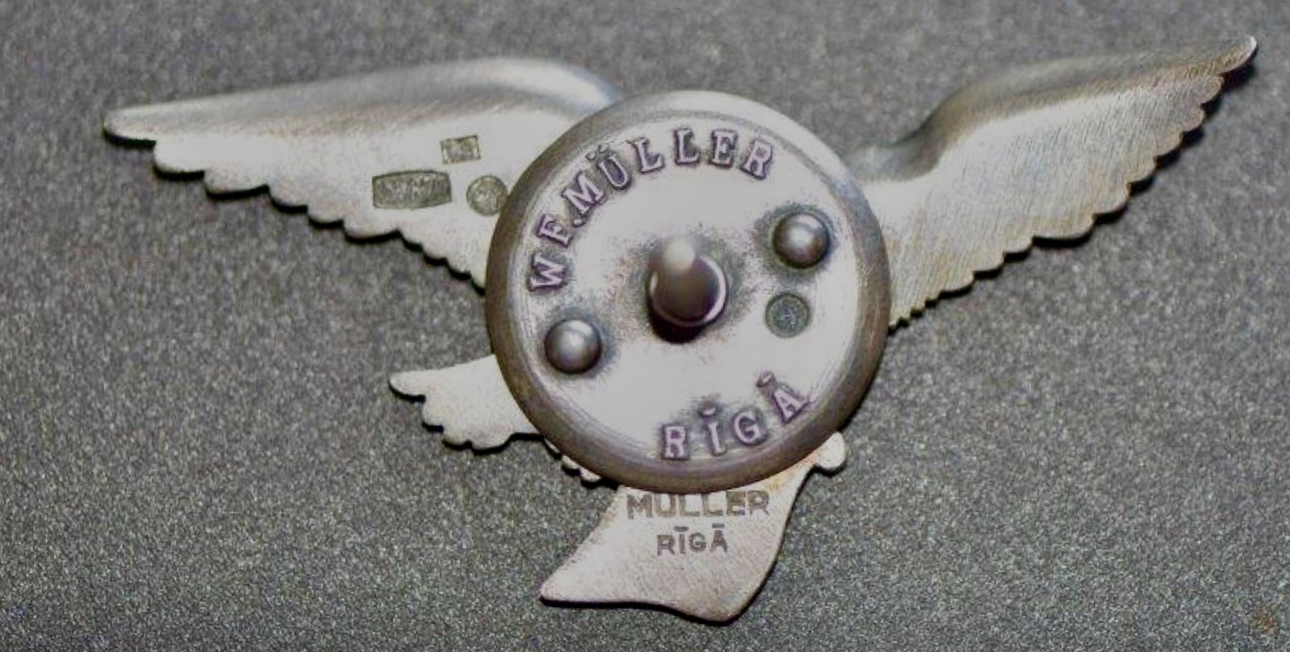 Image of Navy Pilot wing