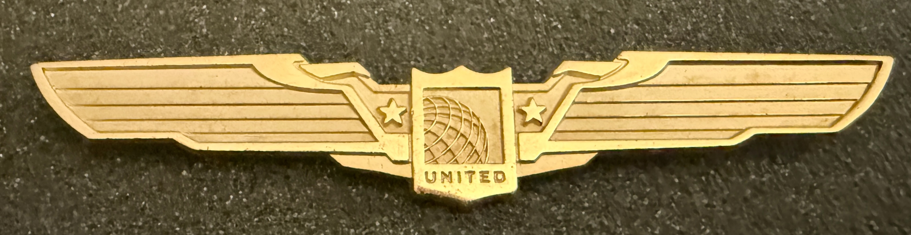 United Airlines First Officer