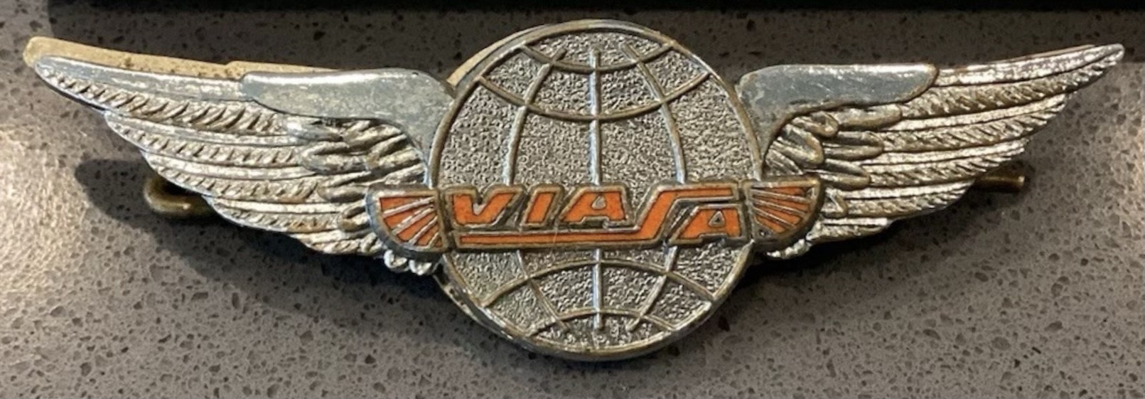 Image of Viasa Pilot or Flight Attendant (Unconfirmed) wing